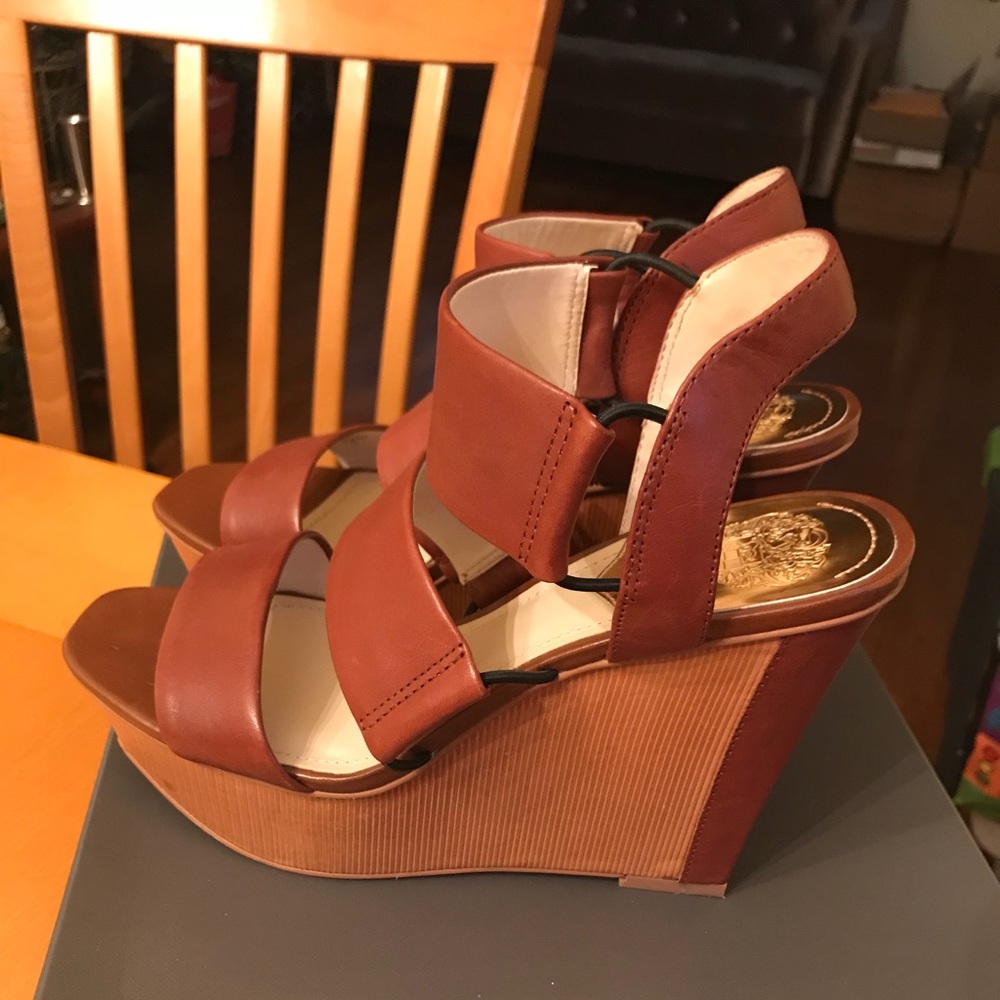 Vince Camuto Niskera Platform Wedge Sandals